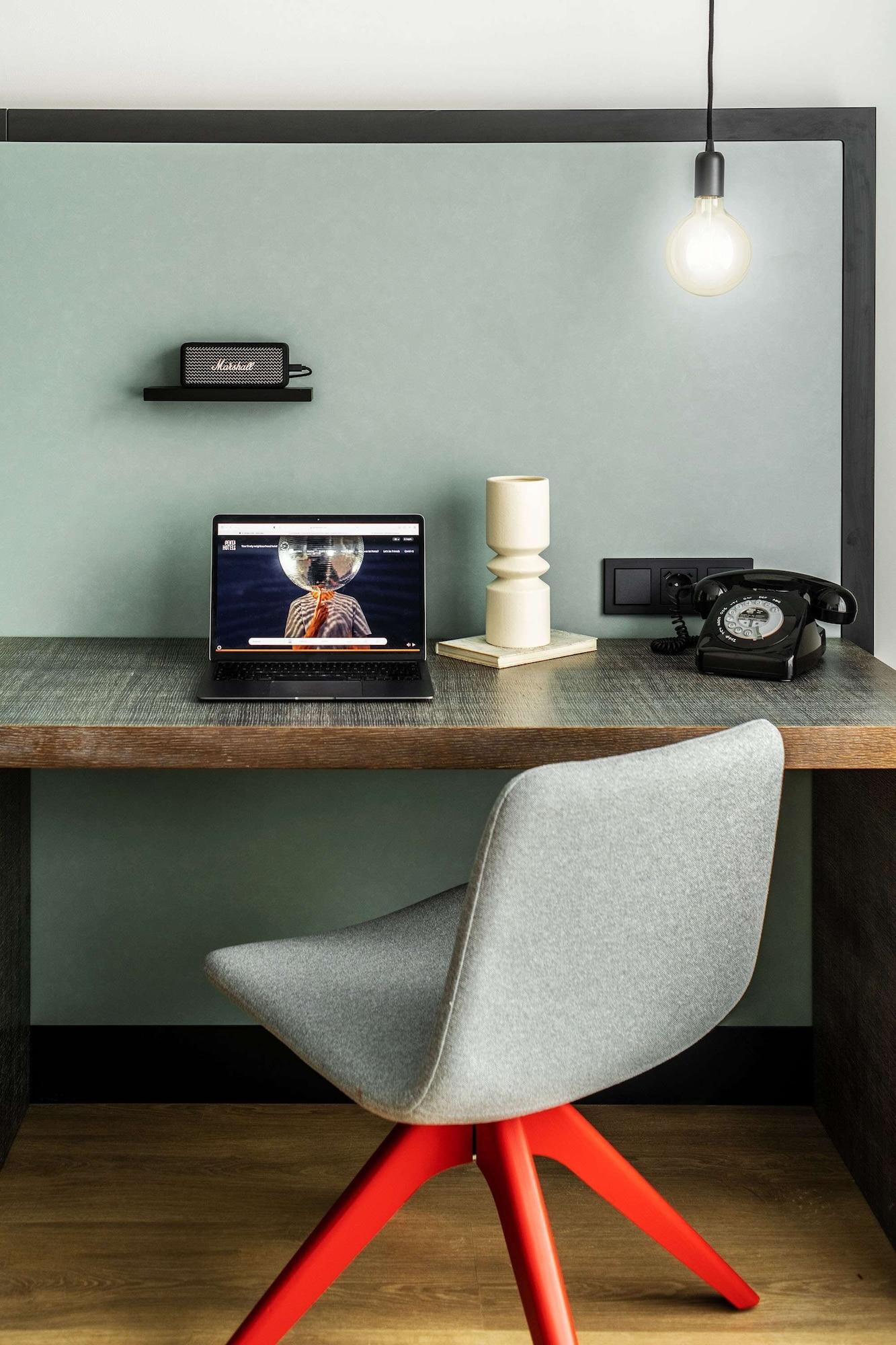 Pentahotel 4*