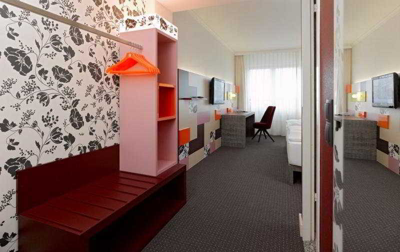 Pentahotel 4*